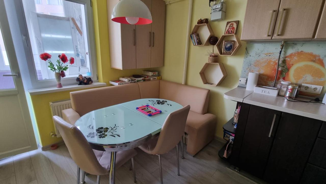 Cozy Retreat In Quiet Location Apartment Chisinau Ngoại thất bức ảnh